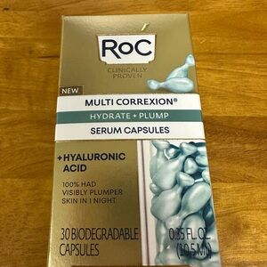 ROC MULTI CORREXION@ HYDRATE+
PLUMP SERUM CAPSULES! BRAND NEW 😍